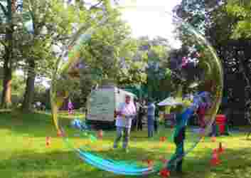 how-to-throw-an-unforgettable-garden-party.jpeg