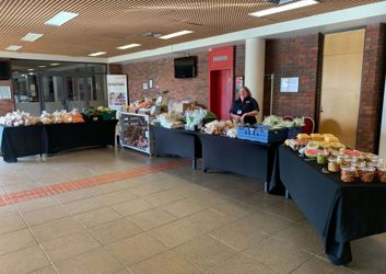 yarnfield-market-1024x768.jpeg
