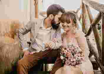 tips-and-ideas-for-a-small-budget-friendly-wedding.jpeg