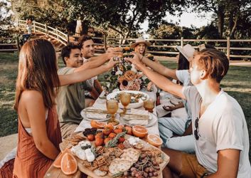 summer-party-ideas.jpeg