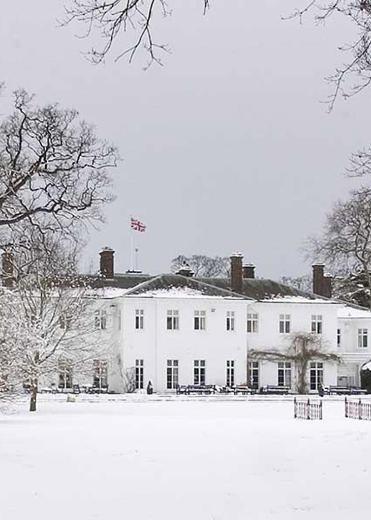 milton-hill-house-in-the-snow.jpg
