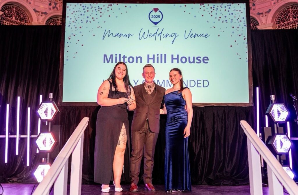 milton-hill-house-honoured-in-the-manor-wedding-venue-category-at-the-guides-for-brides-customer-service-awards-2025.jpg