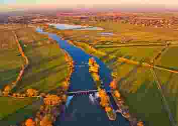 walking-the-thames-path-planning-your-route.jpg