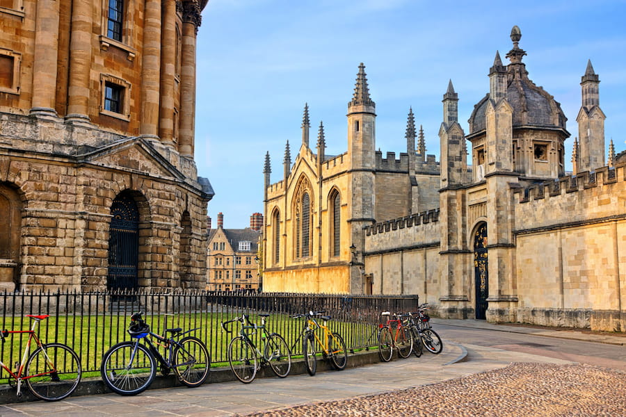 exploring-abingdon-on-two-wheels.jpg