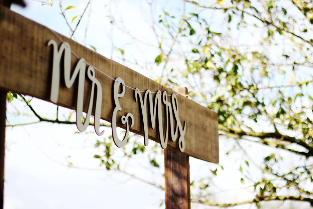 outdoor-wedding-ideas-on-a-budget.jpeg