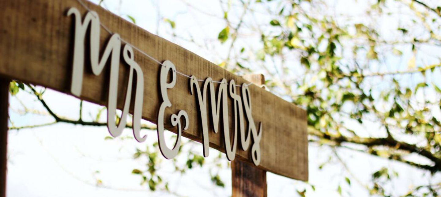 outdoor-wedding-ideas-on-a-budget.jpeg