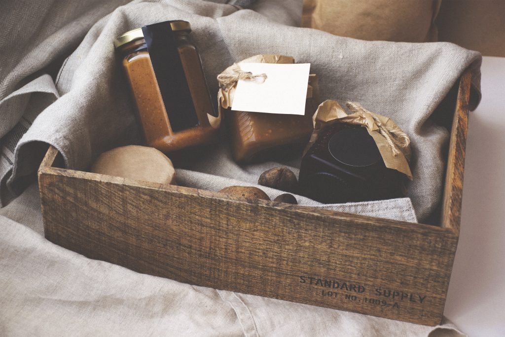 unique wedding gift ideas for bride and groom