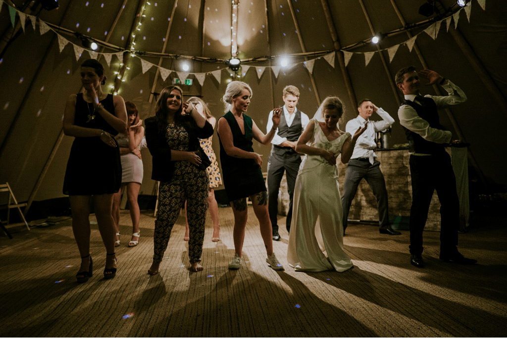 last-minute wedding to do list