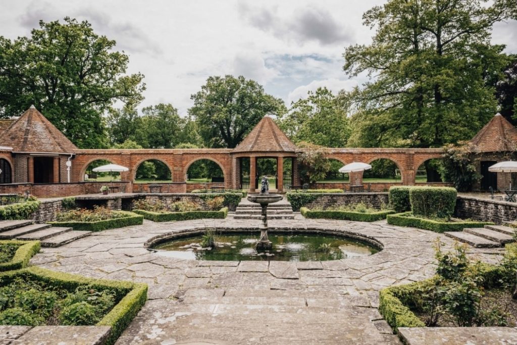 Local Hotel in Abingdon, Oxford Milton Hill House