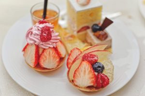 outdoor wedding ideas budget alfresco food
