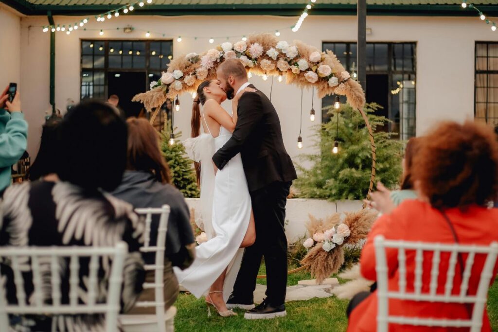 floral wedding arch